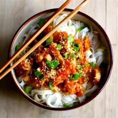  I Noodles di Ma Yi Shan: Un delizioso connubio tra sapori piccanti e consistenze morbide!