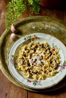  Mantı: Un esplosione di sapori con un delicato abbraccio di pasta!